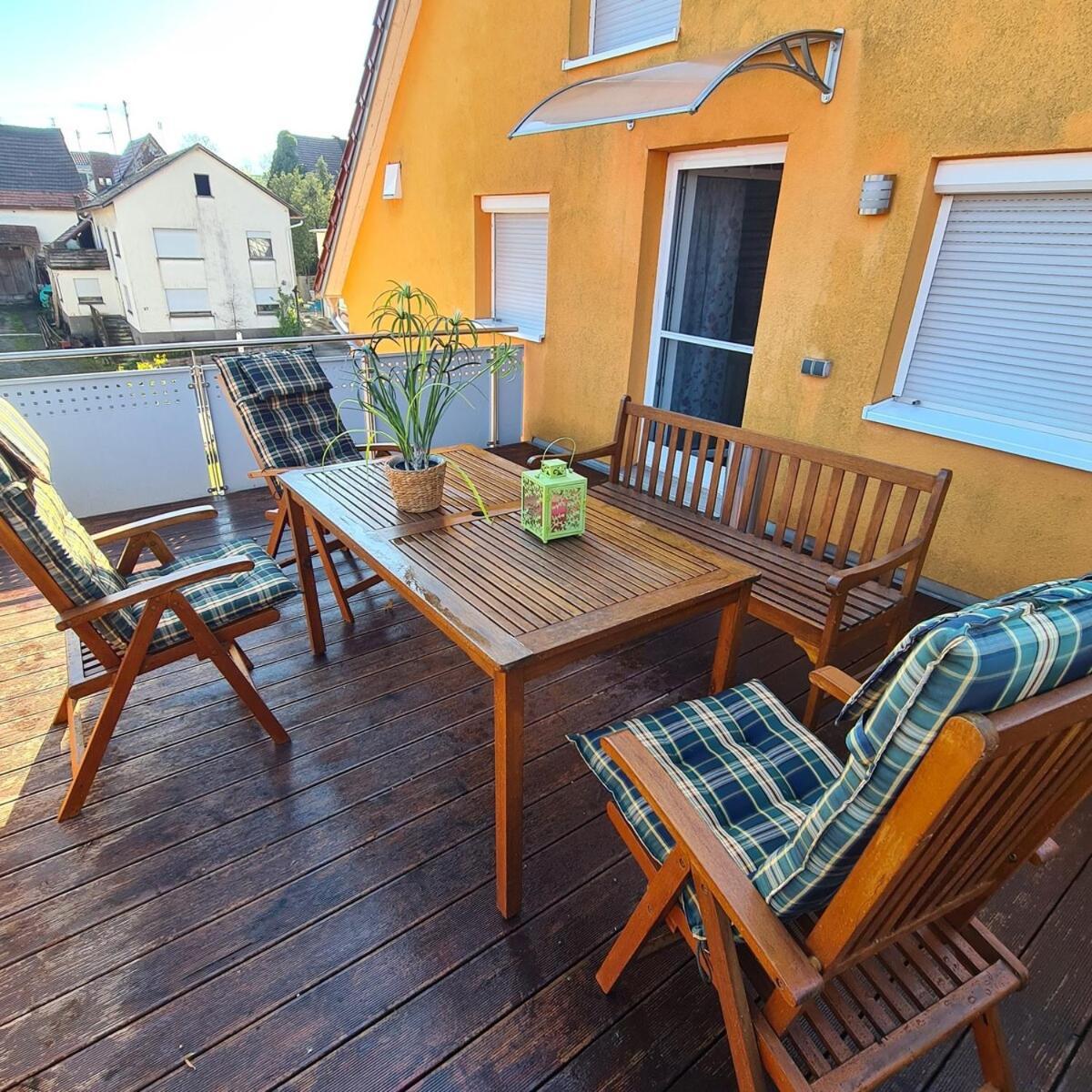 Ferienwohnung Pflueger Mit Terrasse Лауда-Кёнигсхофен Экстерьер фото